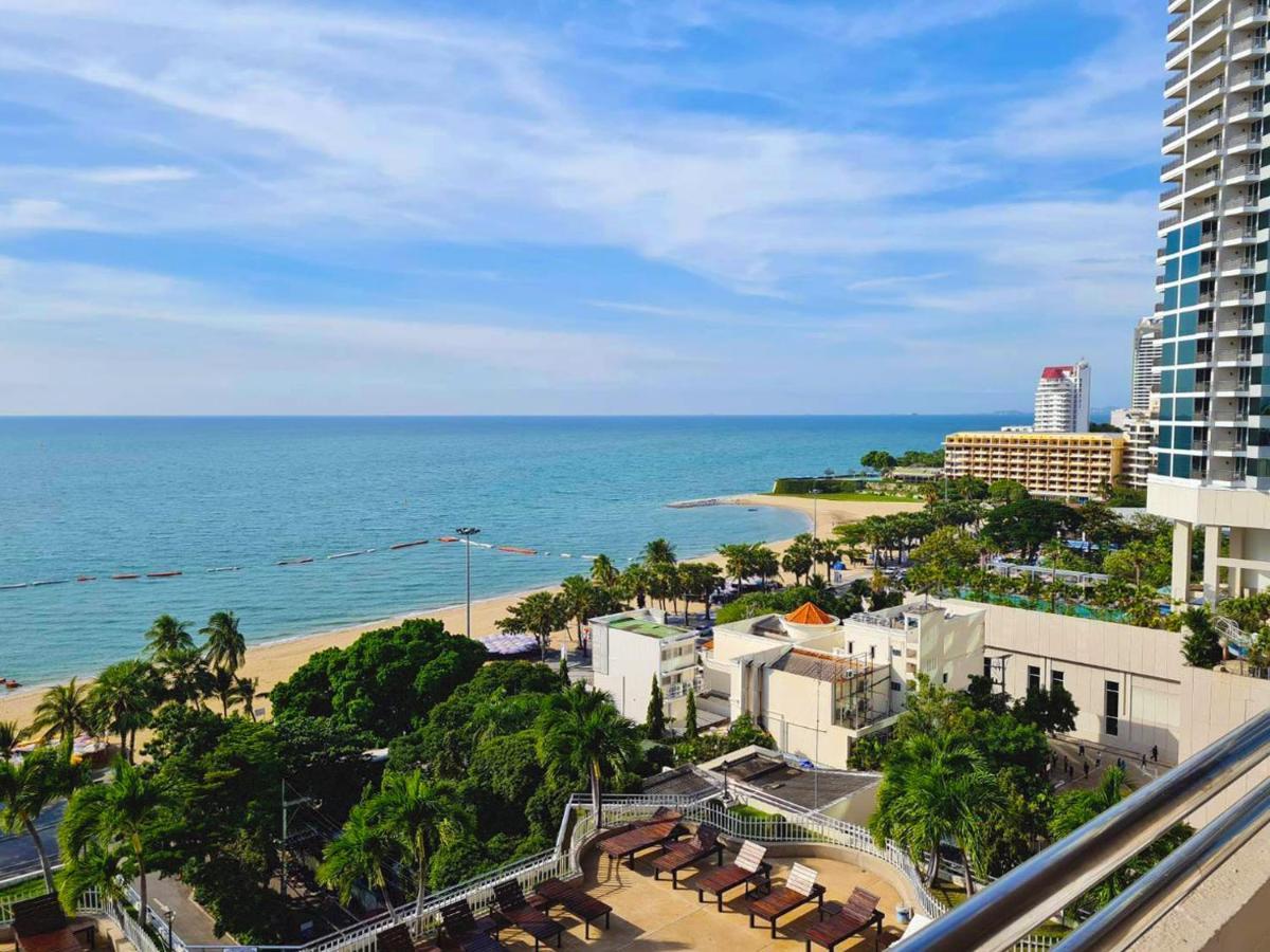 Mark Land Pattaya Beach Exterior foto
