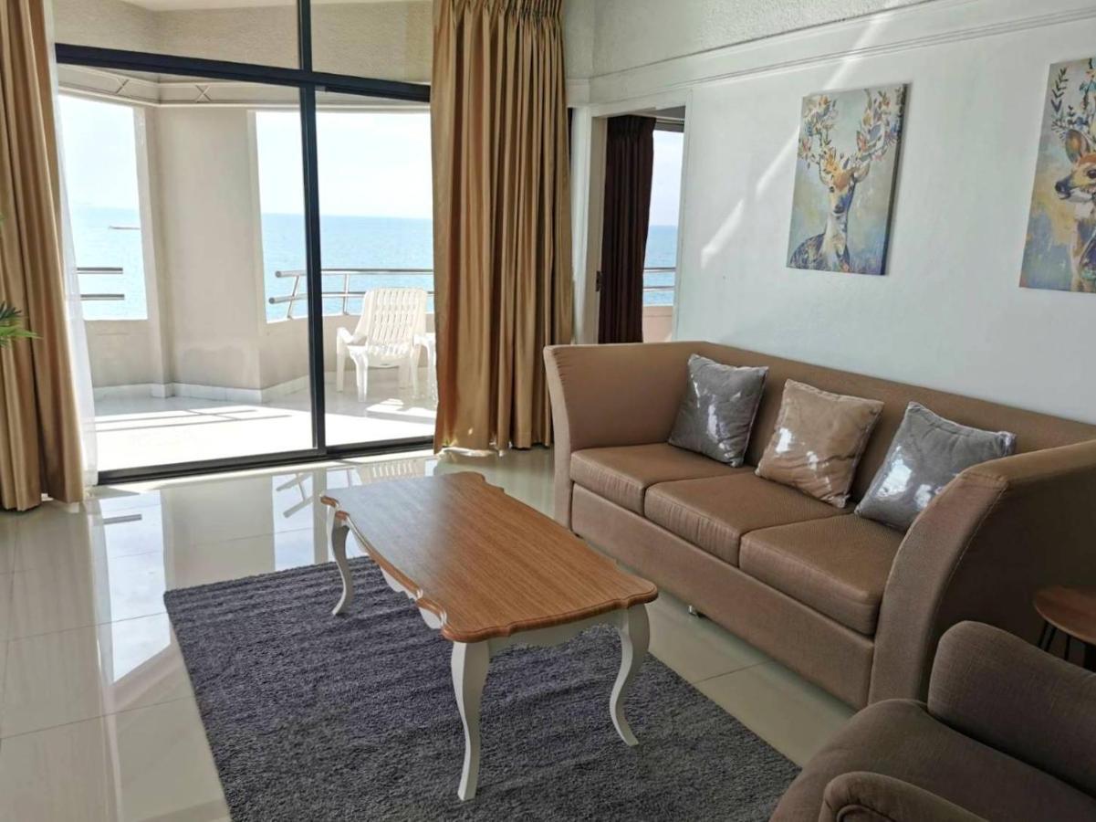 Mark Land Pattaya Beach Exterior foto
