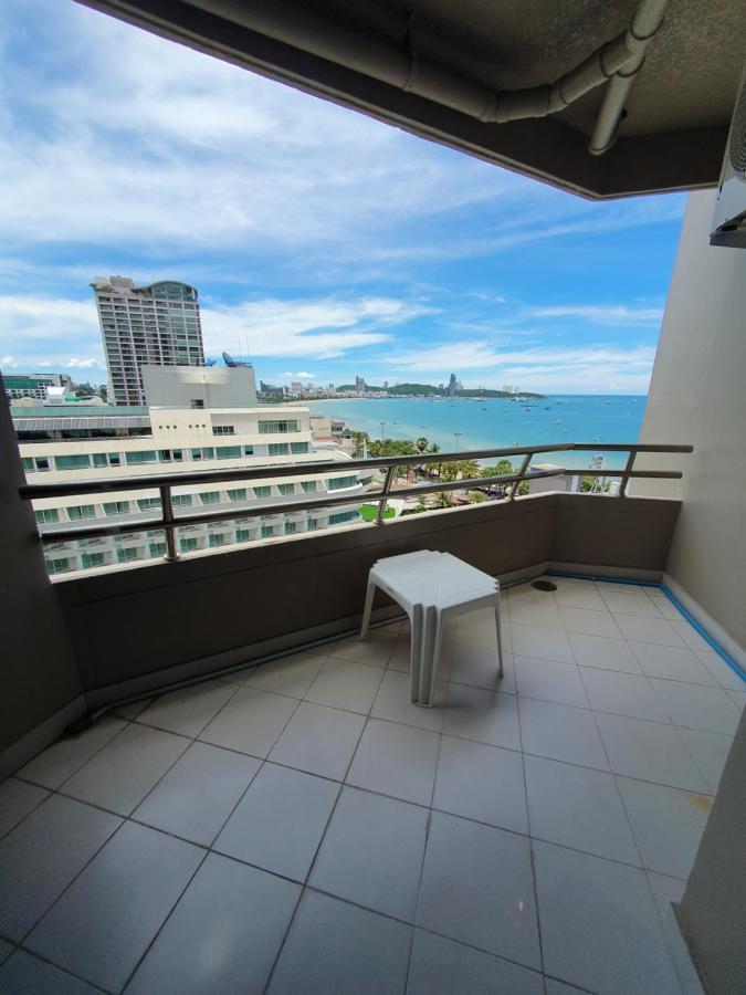 Mark Land Pattaya Beach Exterior foto